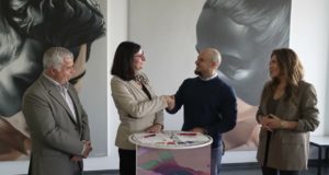 La Universidad de Huelva incorpora nuevas obras del artista Manomatic en el Campus de El Carmen