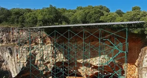 Una marcha a pie a Atapuerca conmemora el 25 aniversario de su declaración como Patrimonio Mundial por la UNESCO