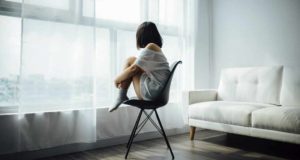 Salud mental en el trabajo, la ansiedad y la prevención del suicidio, a debate en la UA