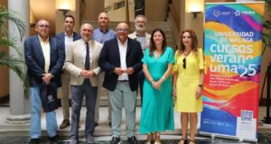 Autismo, literatura y cofradías en los Cursos de Verano de la UMA en Vélez Málaga