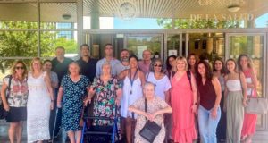 El bienestar físico, la salud emocional y la alimentación, fundamentales en las cuidadoras mayores