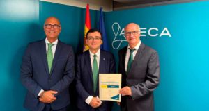 Medicina de la UMA logra el sello para que su alumnado pueda ejercer en Estados Unidos y Canadá