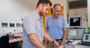 Diseñan unos haloscopios para desentrañar materia oscura y detectar ondas gravitacionales