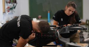 UMA Racing Team pone a punto su nueva moto para participar en la competición MotoStudent 2025
