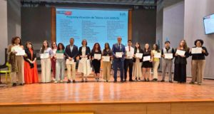 La UJA premia a los estudiantes que más han contribuido a internacionalizar la universidad