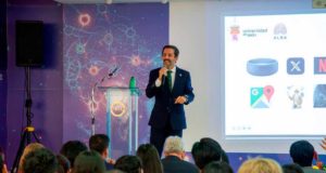 León abre una línea de cooperación académica e investigadora con Ecuador