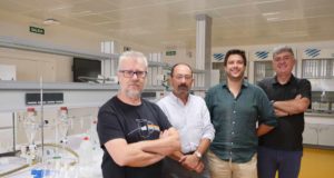 Las moléculas que brillan en el agua y permiten ver las células como nunca antes se había hecho