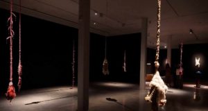 Las obras de la artista Victoria Maldonado, en la sala de exposiciones del Rectorado de la UMA