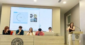 El Aula de Debate y Expresión Oral de la UAL inicia un nuevo curso: ha organizado formaciones y torneos