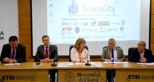 La UHU se convierte durante unos días en punto de referencia para las ciudades inteligentes