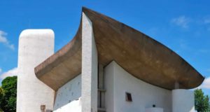 La UJA y el Colegio de Arquitectos de Jaén recuerdan el legado de Le Corbusier con una conferencia
