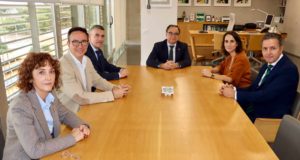 La UAL y Naturgy becarán a diez estudiantes del Máster en Energía Solar