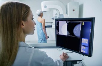 U sistema de IA elaborado en Chile anticipa el riesgo de cáncer de mama en un periodo de cinco años