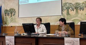 Especialistas analizan cómo utilizar la tecnología en estudios léxicos