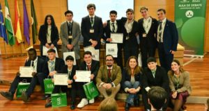 Media docena de equipos se miden el Torneo Interno de Debate de la Universidad de Jaén