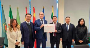Un nuevo programa sobre movilidad eléctrica conectará a la UJA con la universidad china más avanzada en IA