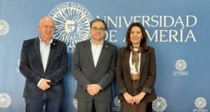 Alumnado de la UAL podrá participar en programas de voluntariado con personas con cáncer