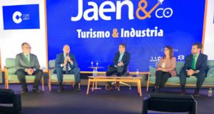 Rector de la UJA: “el éxito empresarial requiere una base sólida de conocimiento”