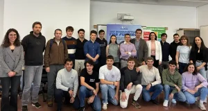 Alumnos de la UBU crean una aplicación para la generación automática de contenido multimedia y una pinza robot para manipular separadores de tela