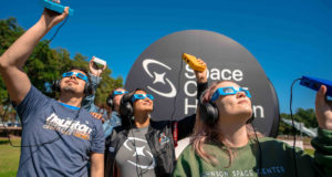 El primer eclipse solar inclusivo: personas con discapacidad visual podrán disfrutar del espectáculo