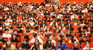 Las becas Medrano permitirá al alumnado estudiar en universidades españolas de ciudades distintas a aquella en la que residen