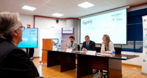 Especialistas analizan en la UMA cómo incorporar el 5G y la IA a las ciudades inteligentes