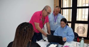 Jornada de vacunación contra el virus del papiloma humano en la UAL
