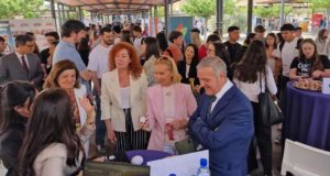 El talento joven de la UCAM conecta con su futuro en la Feria de Empleo