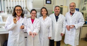 Un nuevo catalizador impreso en 3D mejora la producción de hidrógeno verde