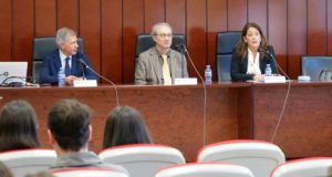 Ucrania, Afganistán e inmigración en la conferencia de estreno del Centro Jean Monet de la UMA