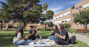 La UMA ofrece 46 cursos de otoño en 2026 para mejorar la formación y la empleabilidad