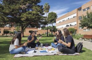 La UMA ofrece 46 cursos de otoño en 2026 para mejorar la formación y la empleabilidad
