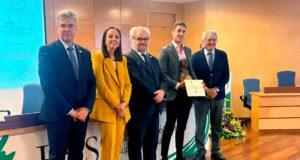 La UJA entrega el premio Francisco Coello a una investigación sobre el uso de IA para la mejora de la señalización horizontal