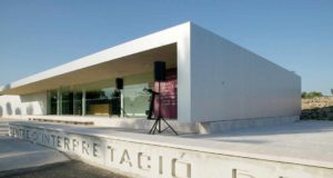 El Festival de Teatro Clásico de La Alcudia-UA completa su oferta con visitas temáticas al yacimiento