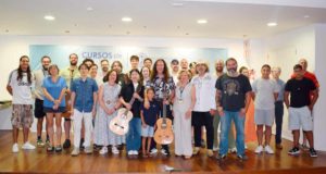 Desde Australia hasta los Cursos de Verano de la UAL para aprender a tocar la guitarra flamenca con Tomatito
