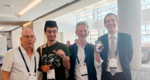 Nicolás Atanes, el estudiante de la UNED que lleva la divulgación matemática a la élite mundial