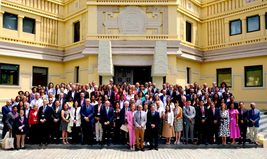 Las medallas de Oro la UNIA premian a una entidad de la Junta y a la Asociación Iberoamericana de Posgrado