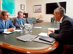Primera reunión del consejero de Universidad andaluz con la UMA