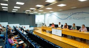 Nutrición, inteligencia artificial y edición genética en el curso ‘Divulgar Ciencia en el siglo XXI’ de la UA