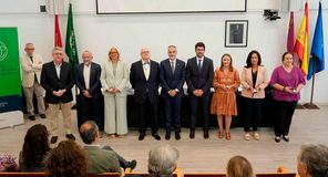 Guillermo Rodríguez Iniesta toma posesión como decano de Relaciones Laborales de la UMU