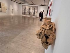 El MUA explora las formas que pueden transformar una obra de arte contemporáneo