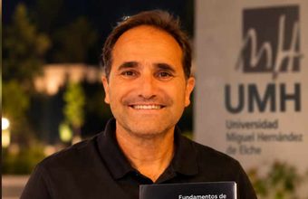 Las claves para formar al profesorado, en el libro de un catedrático de la Miguel Hernández