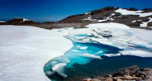 Las lagunas de Sierra Nevada se calientan hasta cinco veces más rápido que otros lagos de alta montaña