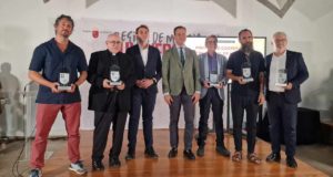 La Región de Murcia premia la actuación solidaria de la UCAM en Iberoamérica y África