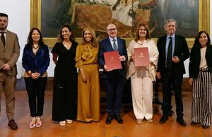La UGR crea el Aula POOM para formar en dermofarmacia y cosmética coreana