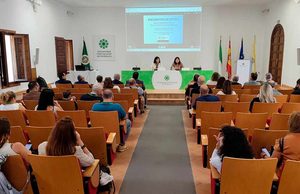 La UNIA analiza los retos de la negociación colectiva en Andalucía: igualdad, salarios y jornada laboral