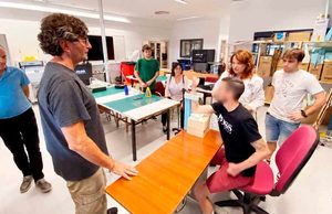Una carrera científica en la UMA para diseñar unos dedos nuevos para Pedro en un hackathon