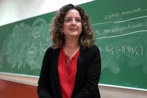 Eva Millán, de la Universidad de Málaga, recibe el Premio AENUI 2027 a la innovación docente