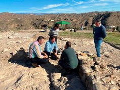 Sacan a la luz en Los Millares la entrada monumental de un edificio de más de 400 metros cuadrados de la Edad del Cobre