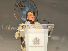 Joaquín Araújo invita a reflexionar sobre el estilo de vida actual